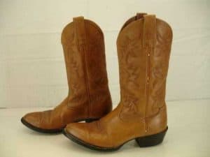 All About Traditional Cowgirl Boots